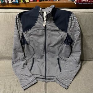 Lululemon Forme Workout Jacket